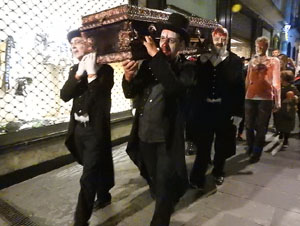 Fires de Sant Narc&iacute;s 2021. Zombie Walk de Girona