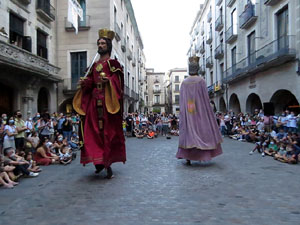 Arribada de la Flama del Canig&oacute; 2021 a la pla&ccedil;a del Vi