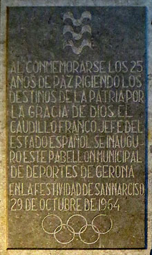 L&agrave;pida commemorativa 25 anys de r&egrave;gim. 1964