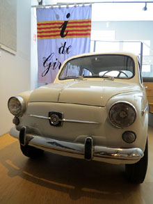 Autom&ograve;bil Seat 600. Ca. 1960