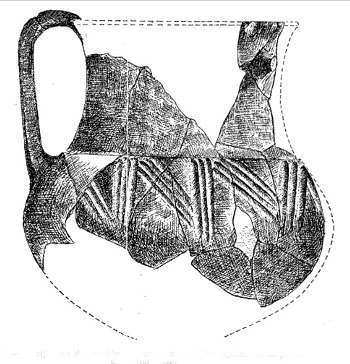 Vas bic&ograve;nic amb decoraci&oacute; acanalada. Segle VII aC
