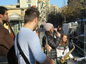 Nadal 2021. Girona Christmas Swing. Actuaci&oacute; de Counting Off