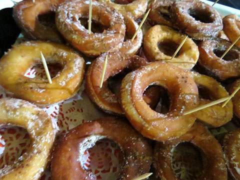Els sufganiot, dol&ccedil;os t&iacute;pics de la festa de Hanukk&agrave;