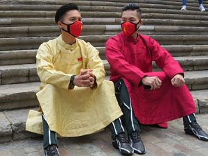 Nadal 2021. R&egrave;cord Guiness de pujada d'escales de Giang Brothers