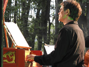 Festival Notes al parc 2021. Sara Par&eacute;s, Oleguer Aymam&iacute; i Dani Espasa