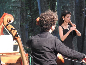Festival Notes al parc 2021. Sara Par&eacute;s, Oleguer Aymam&iacute; i Dani Espasa