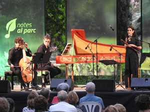 Festival Notes al parc 2021. Sara Par&eacute;s, Oleguer Aymam&iacute; i Dani Espasa