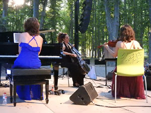 Festival Notes al parc 2021. Trio Andr&eacute;e