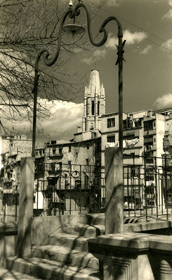 El pont d'en G&oacute;mez des del passeig Josep Canalejas. 1944