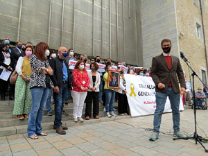 Concentraci&oacute; de protesta per la detenci&oacute; de Carles Puigdemont a l'Alguer