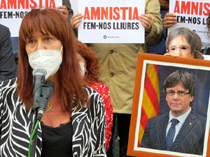 Concentraci&oacute; de protesta per la detenci&oacute; de Carles Puigdemont a l'Alguer