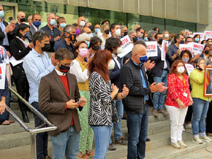 Concentraci&oacute; de protesta per la detenci&oacute; de Carles Puigdemont a l'Alguer