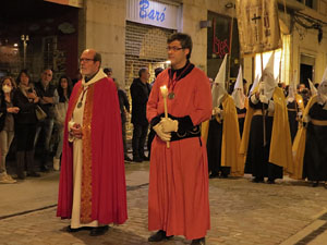 Setmana Santa 2022 a Girona. Divendres Sant. La process&oacute; del Sant Enterrament