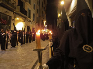 Setmana Santa 2022 a Girona. Divendres Sant. La process&oacute; del Sant Enterrament