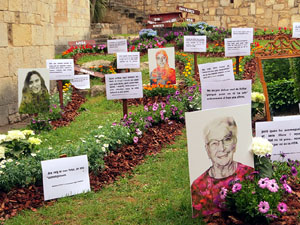 Temps de Flors 2021. Absis de Sant Pere de Galligants