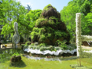 Temps de Flors 2021. El brollador dels Jardins de la Devesa