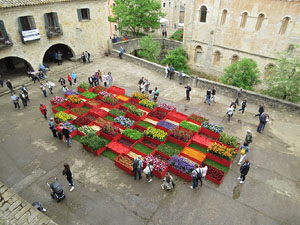 Temps de Flors 2021. La pla&ccedil;a dels Jurats