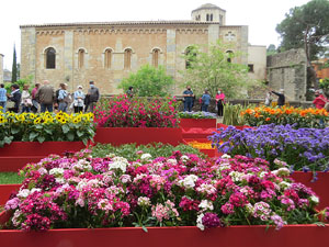 Temps de Flors 2021. La pla&ccedil;a dels Jurats