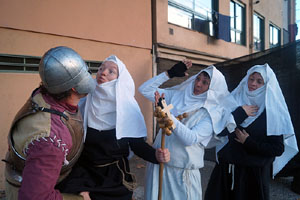 Festival Acocollona't 2022. Ruta teatralitzada de les llegendes de Girona pels escenaris on es desenvolupen