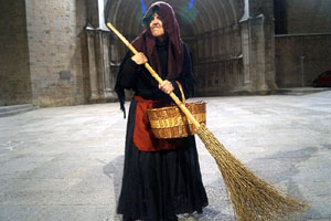 Festival Acocollona't 2022. Ruta teatralitzada de les llegendes de Girona pels escenaris on es desenvolupen