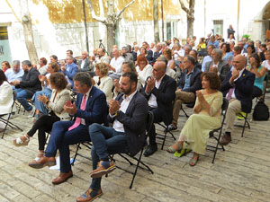 Diada Nacional 2022. Acte institucional al Pati de les Magn&ograve;lies, amb parlaments de Quim Ayats, Miquel Noguer i Laia Ca&ntilde;igueral