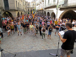 Diada Nacional 2022. Concentraci&oacute; a la pla&ccedil;a del Vi, lectura del manifest i cant de Els Segadors