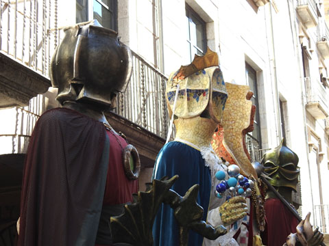 Els gegants de la Pedrera a la pla&ccedil;a del Vi