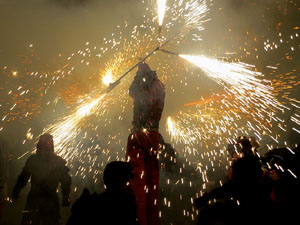 Fires de Sant Narc&iacute;s 2022. El correfoc amb els Diables de l'Onyar