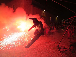 Fires de Sant Narc&iacute;s 2022. El correfoc amb els Diables de l'Onyar
