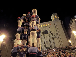 Fires de Sant Narc&iacute;s 2022. Pilar a les escales de la Catedral