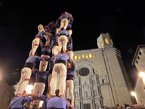 Fires de Sant Narc&iacute;s 2022. Pilar a les escales de la Catedral