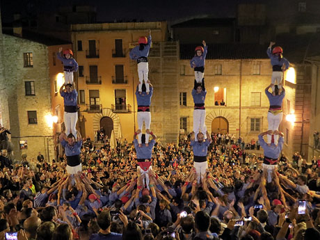 Fires de Sant Narc&iacute;s 2022. Pilar a les escales de la Catedral