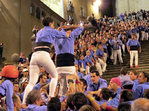 Fires de Sant Narc&iacute;s 2022. Pilar a les escales de la Catedral