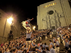 Fires de Sant Narc&iacute;s 2022. Pilar a les escales de la Catedral