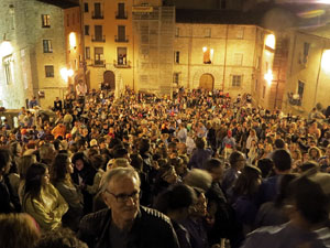 Fires de Sant Narc&iacute;s 2022. Pilar a les escales de la Catedral