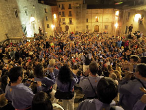 Fires de Sant Narc&iacute;s 2022. Pilar a les escales de la Catedral