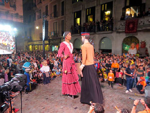 Fires de Sant Narc&iacute;s 2022. El preg&oacute;. Ballades a la pla&ccedil;a del Vi