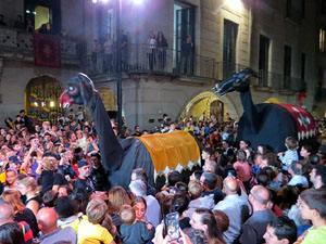 Fires de Sant Narc&iacute;s 2022. El preg&oacute;. Ballades a la pla&ccedil;a del Vi