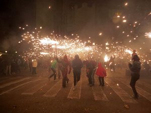 Fires de Sant Narc&iacute;s 2022. Correfoc amb els Trons de l'Onyar