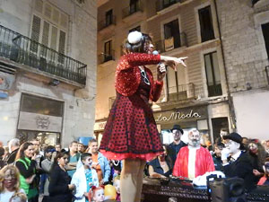 Fires de Sant Narc&iacute;s 2022. Zombie Walk de Girona
