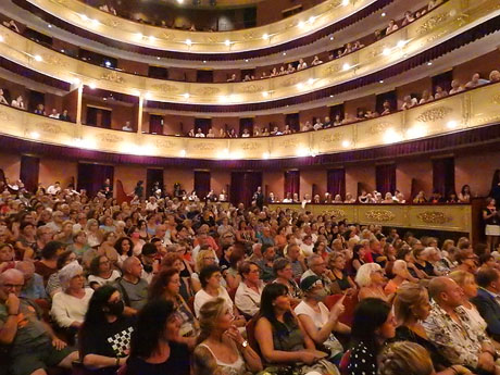 Festival Fitag 2022. Inauguraci&oacute; al Teatre Municipal de Girona