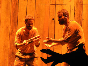 Fitag 2022. 'Raposos' per Teatro de Balugas de Barcelos, Portugal
