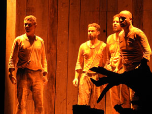 Fitag 2022. 'Raposos' per Teatro de Balugas de Barcelos, Portugal
