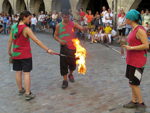 Balls a la pla&ccedil;a del Vi