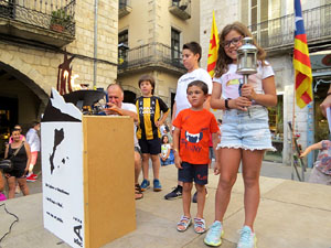 Balls a la pla&ccedil;a del Vi