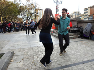 Nadal 2022. Girona Christmas Swing. Actuaci&oacute; de The Lolita's Sisters