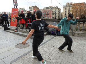Nadal 2022. Girona Christmas Swing. Actuaci&oacute; de The Lolita's Sisters