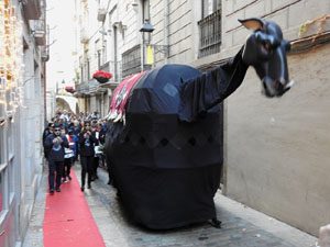 Nadal 2022. Cercavila i Els Pastorets de la Mula Baba a la pla&ccedil;a del Pallol