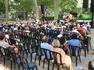 Festival Notes al parc 2022. Dom&egrave;nech Surroca i Nadia Bosch