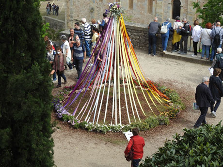 Temps de Flors 2022. Passeig Arqueol&ograve;gic - Mirador dalt